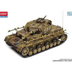 Academy Panzer IV Type H Late Production/J Type 1/35 Scale Model Kit