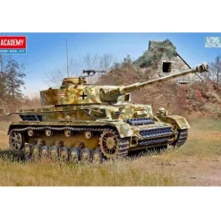Academy Panzer IV Type H Late Production/J Type 1/35 Scale Model Kit