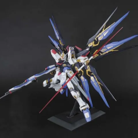 Bandai Hobby Gundam Strike Freedom Perfect Grade 1/60 PG Model Kit
