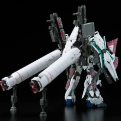 Bandai RG #30 Gundam Unicorn RX-0 Full Armor Unicorn 1/144 Scale Model Kit
