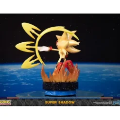 First 4 Figures SEGA Sonic the Hedgehog – Super Shadow Standard Edition Statue